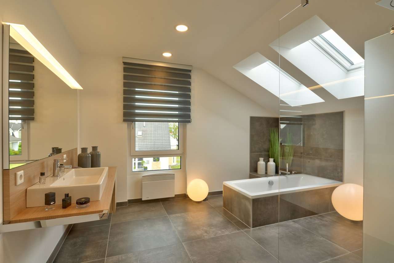 FREUEN SIE SICH AUF FAMILIENGLÜCK UND KINDERLACHEN IN IHREM EIGENEN HAUS!