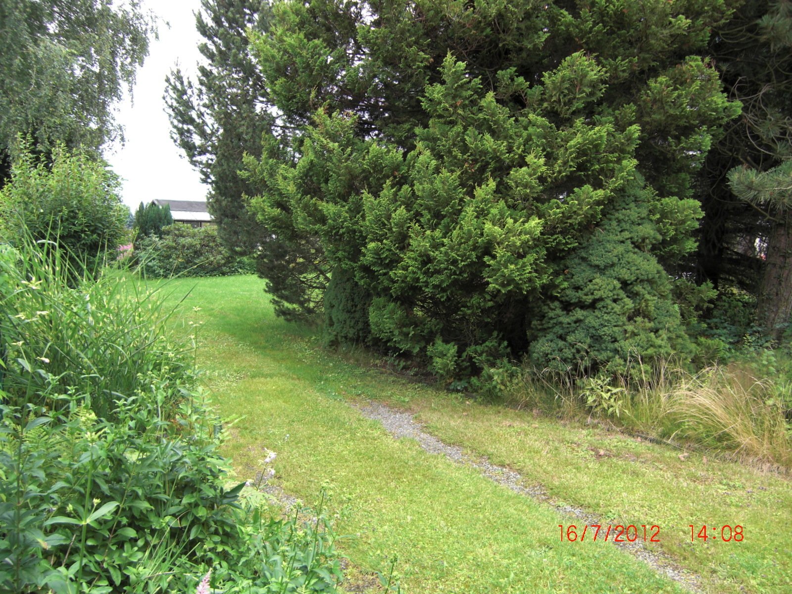 IHR EIGENES ZUHAUSE AM STADTRAND - WOHNEN IM GLÜCK! TEL. 01714863595  